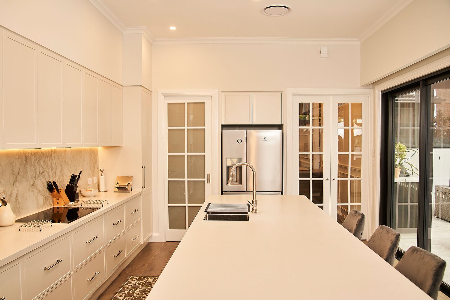 _0005_HallHartMosman1552