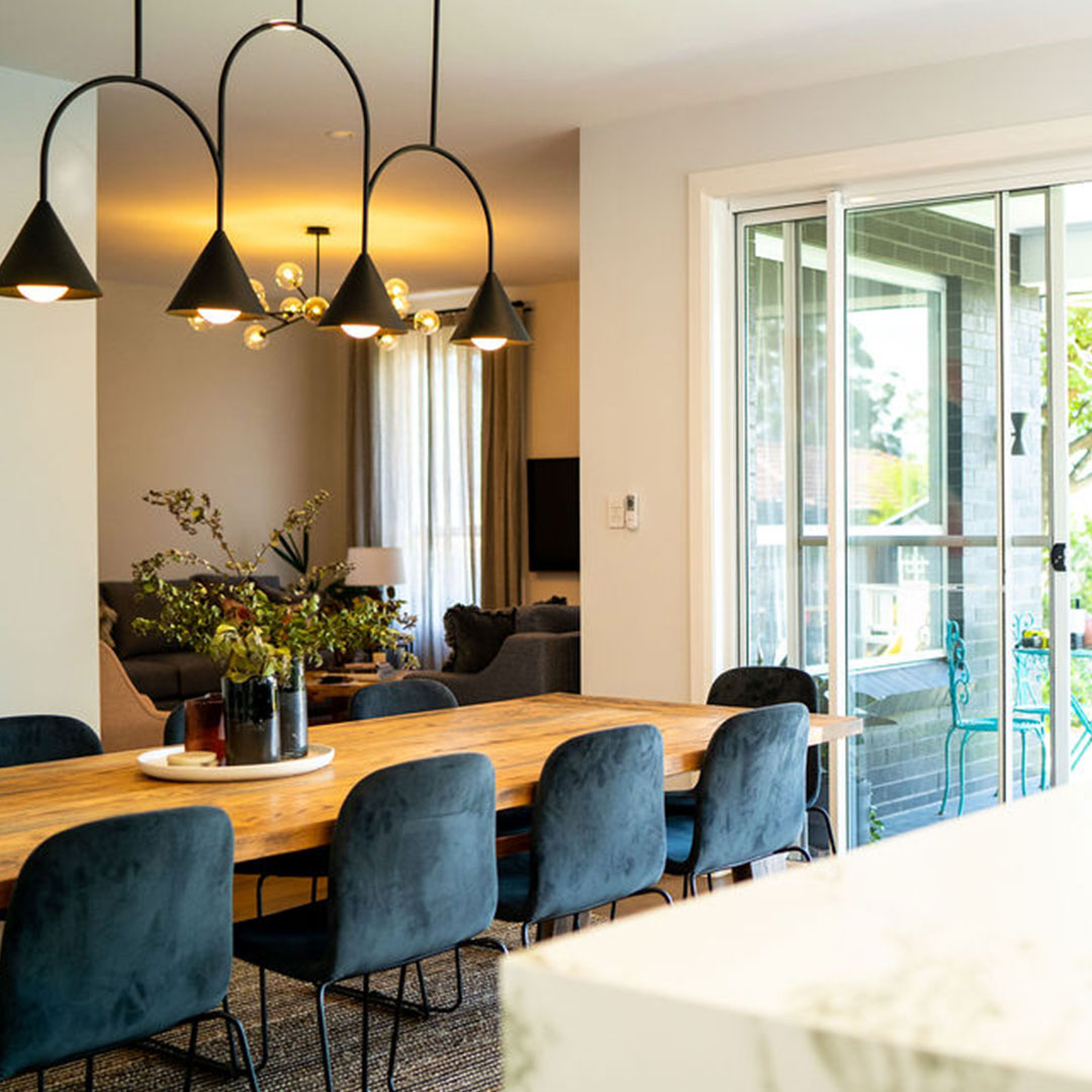 hallandhart-H0260-1080-018