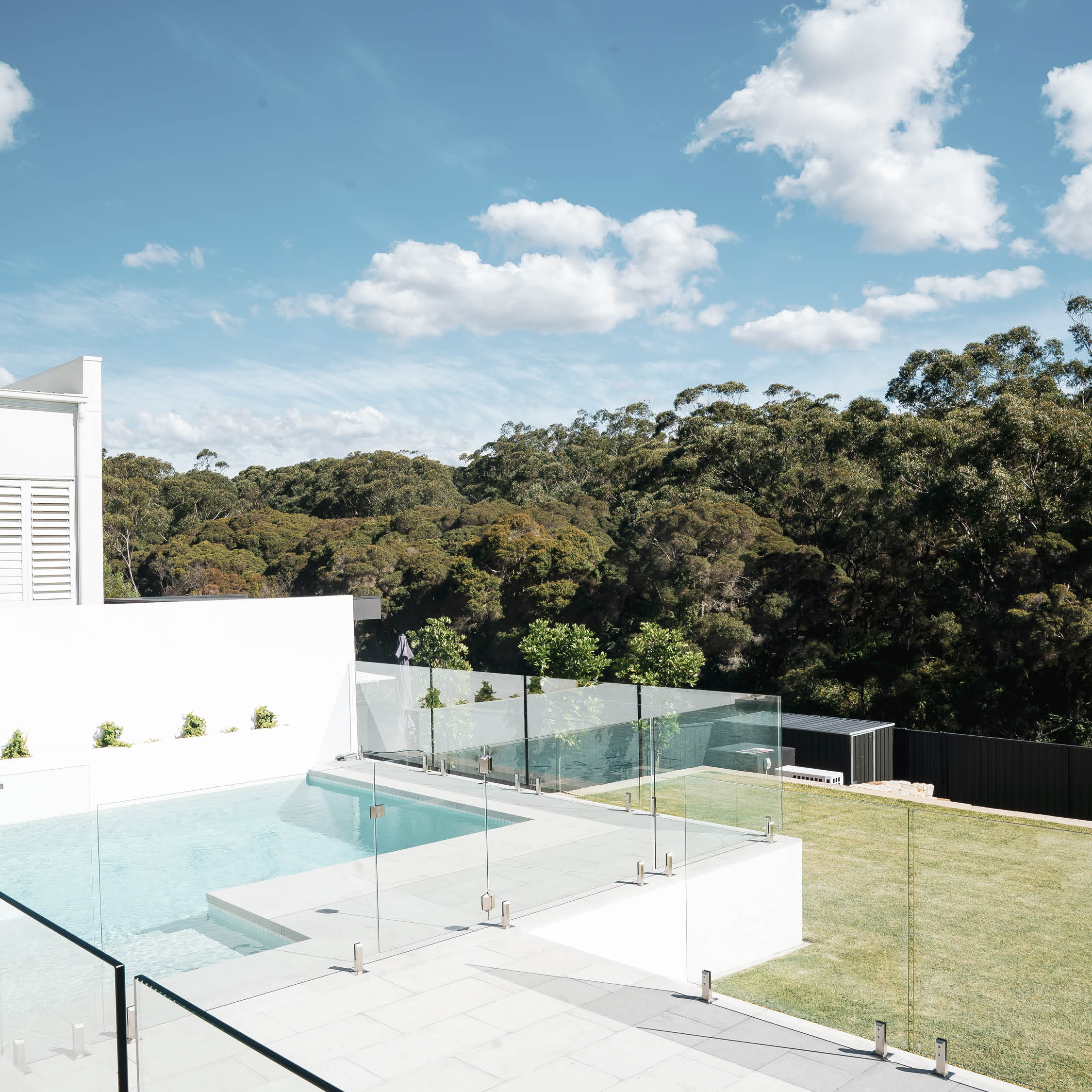 hallhart-H0350-sloping2