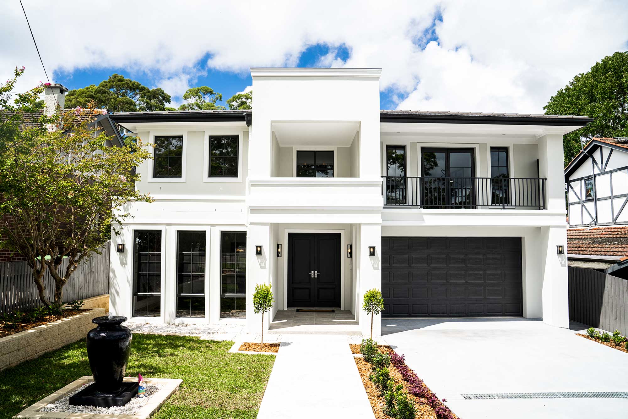 H0279-hallharthomes-provincial-custom-designs-009