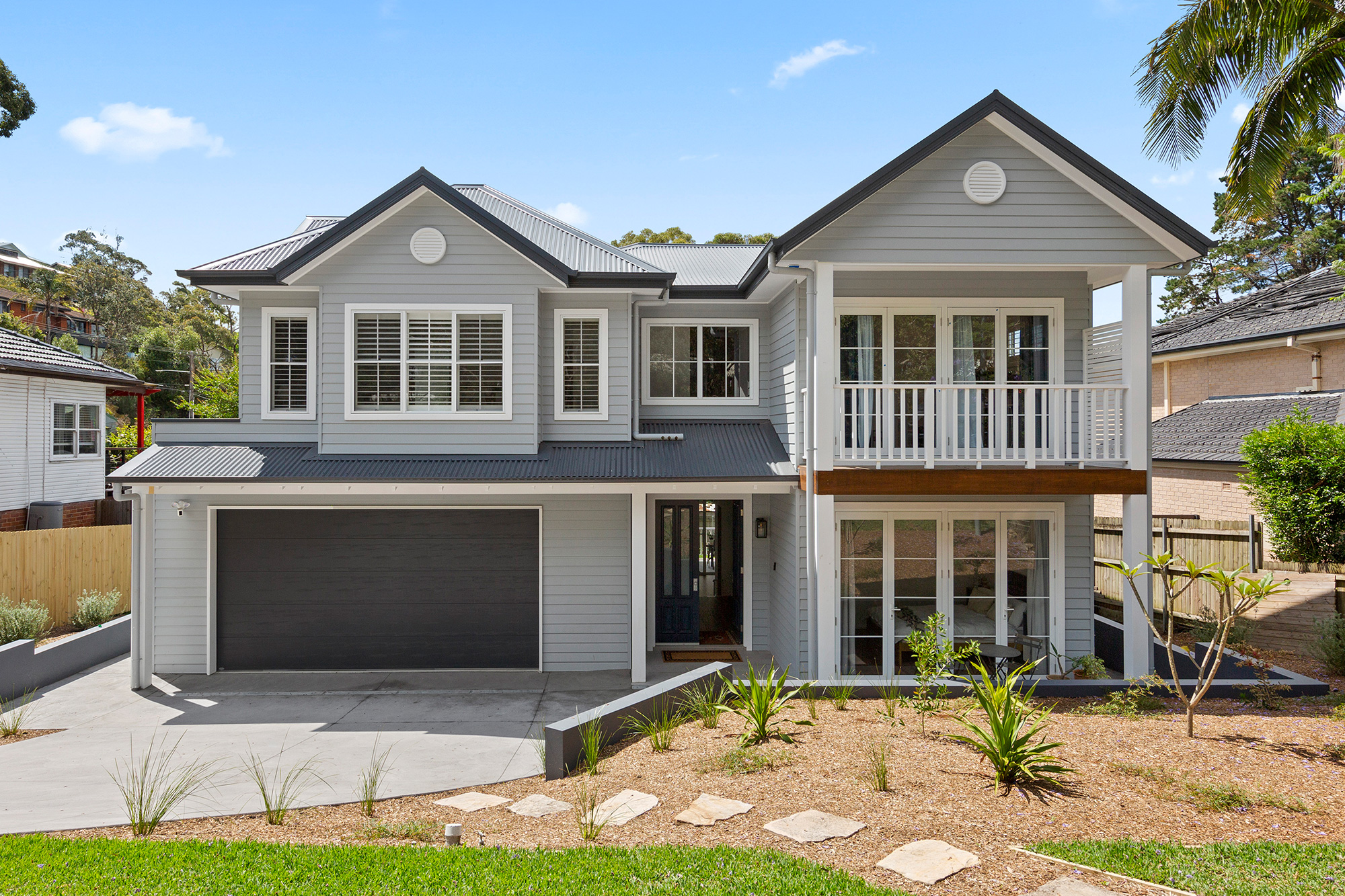 hallandhart-H0355-2000-013